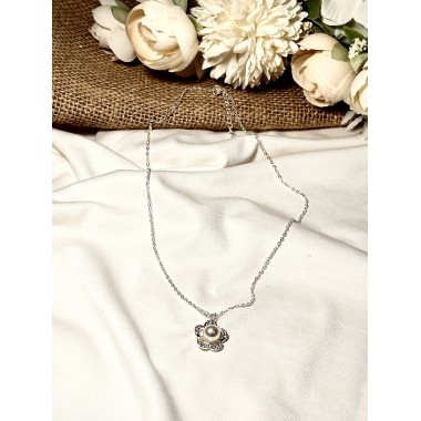 CADENA DIJE FLORCITA PERLAS 50 CM 