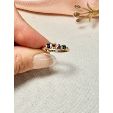 ANILLO CON FORMAS GEOMÉTRICAS DE COLOR