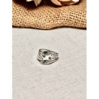 ANILLO HOJITAS Y PISTILO DE STRASS