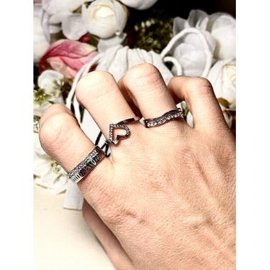 ANILLO CON INCRUSTACIONES DE STRASS