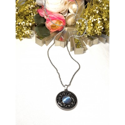 SUPER COLGANTE CON MEDALLA